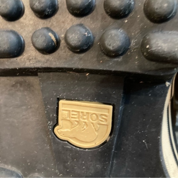 SOREL Sz 4 Caribou Leather and  Rubber Wool Lining Waterproof Boots - Picture 10 of 14